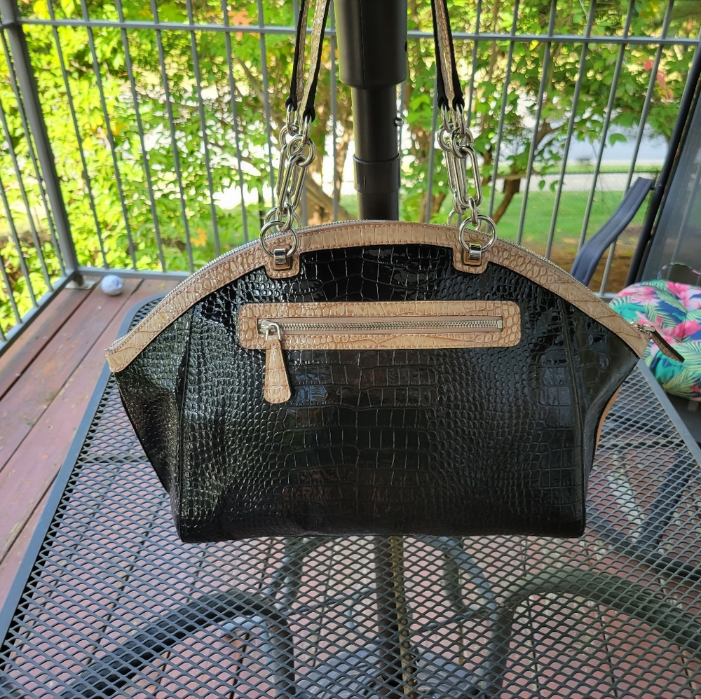 GUESS handbag - Picture 4 of 11